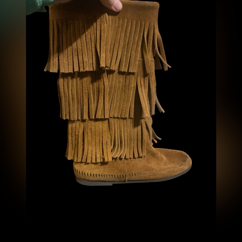 Minnetonka women’s fringe boot size 7 soft suede,fringe wrap - Picture 4 of 6